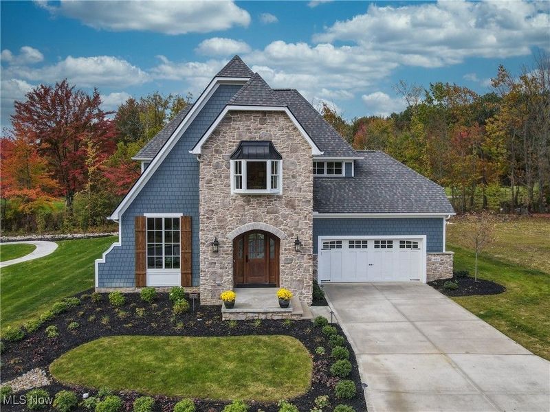 601 Trentstone Circle, Aurora, OH 44202 Photo 1