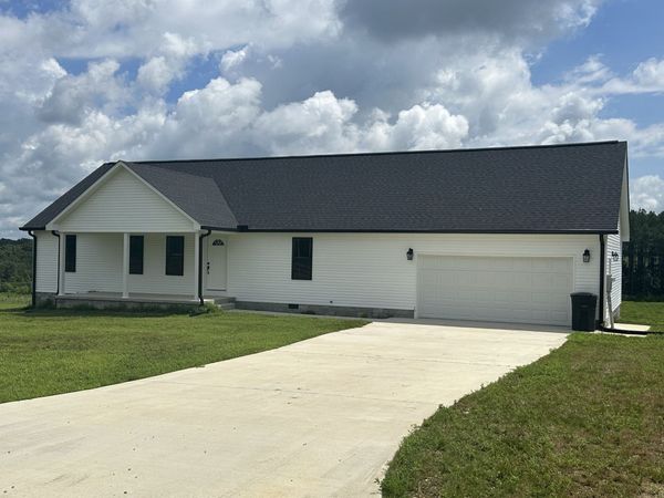 1654 Linvillle rd, Lawrenceburg, TN 38464