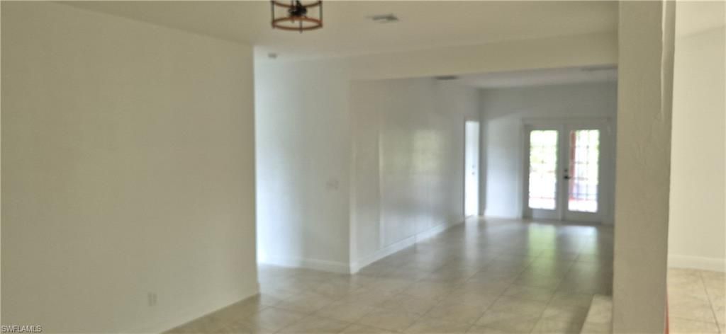 315 Cleveland Ave, Lehigh Acres, FL 33936 Photo