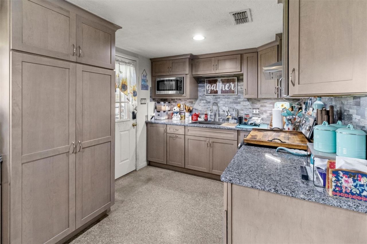 1529 NW 143rd Street, Gainesville, FL 32606 Photo