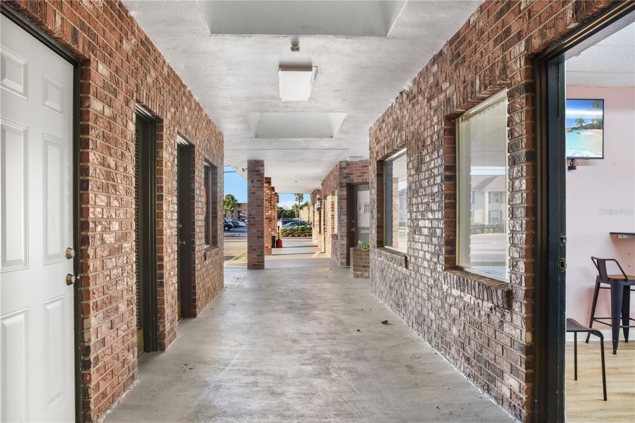 5801 Dahlia Drive, Orlando, FL 32807 Photo