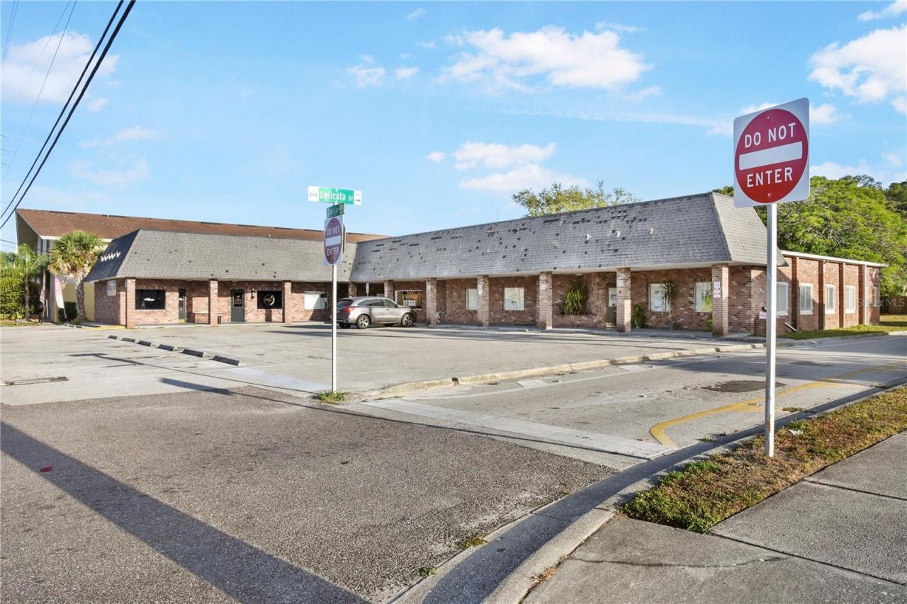 5801 Dahlia Drive, Orlando, FL 32807 Photo