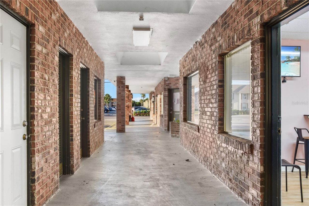 5801 Dahlia Drive, Orlando, FL 32807 Photo