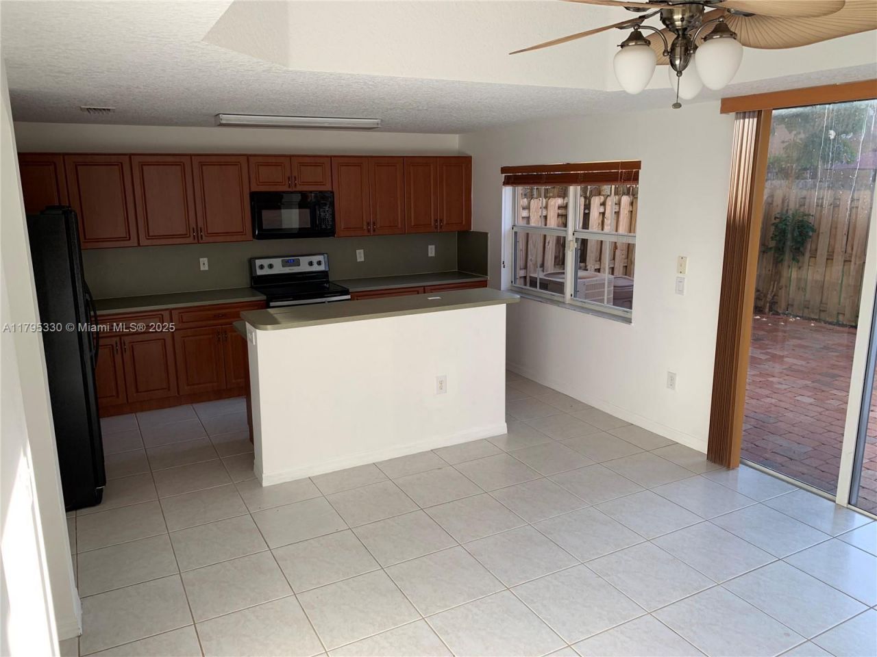 3150 SW 152nd Pl, Miami, FL 33185 Photo