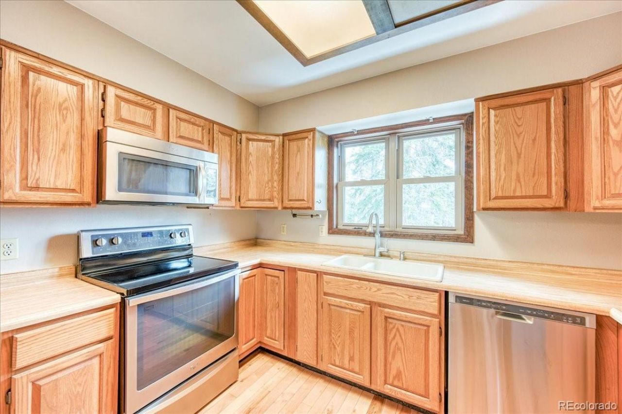 211 Burgundy Circle, Silverthorne, CO 80498 Main Photo