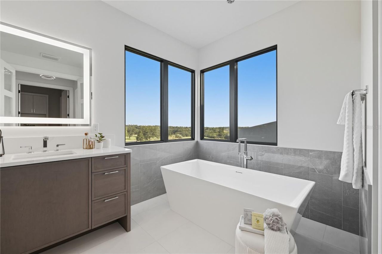 16142 Trivoli Circle, Montverde, FL 34756 Photo