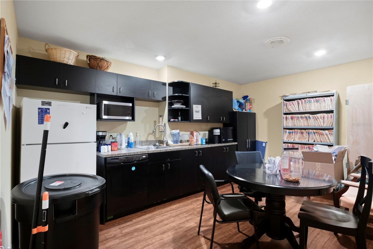 1700 Dr Martin Luther King Jr Street N, Unit A, Saint Petersburg, FL 33704 Photo