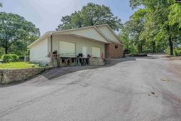 301 Ramblin Road photo 4