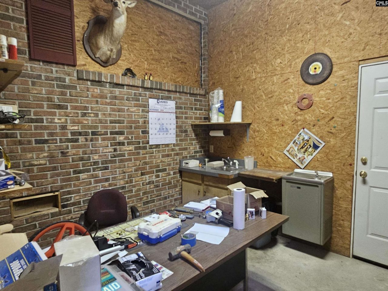 301 Ramblin Road Photo 24