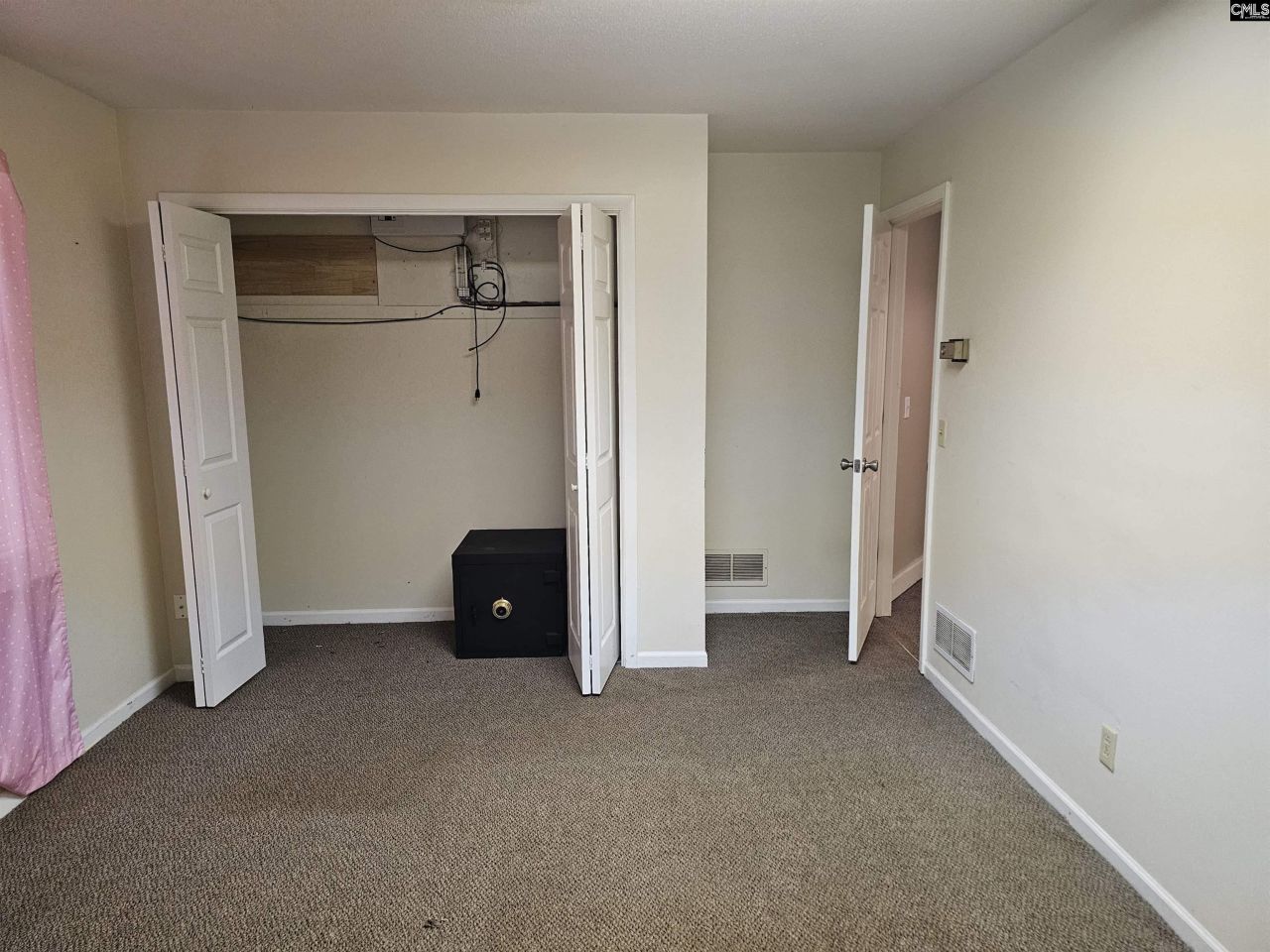 301 Ramblin Road Photo 33