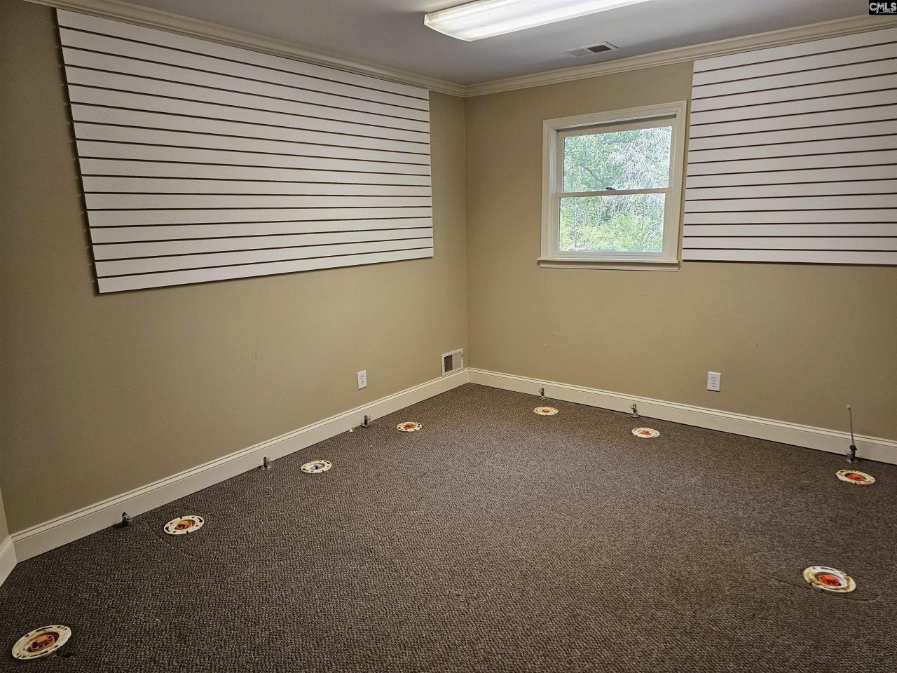 301 Ramblin Road Photo 36