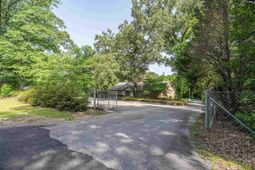 301 Ramblin Road photo 4