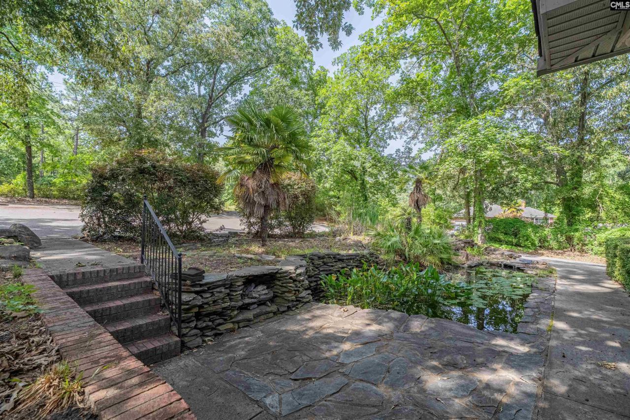 301 Ramblin Road Photo 9