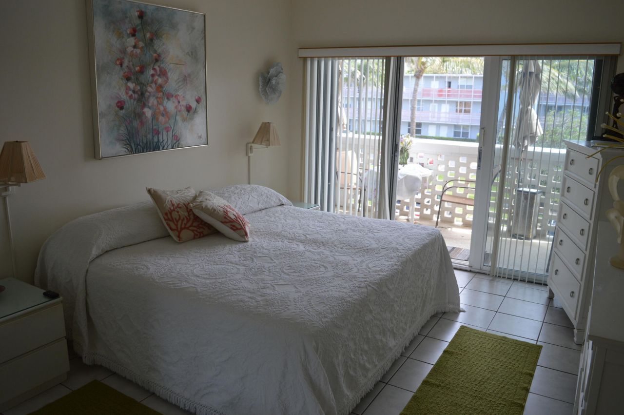 2545 S Ocean Boulevard, Unit 303, Palm Beach, FL 33480 Photo