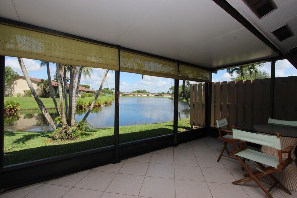 61 Mayfair Lane, Boynton Beach, FL 33426 Photo