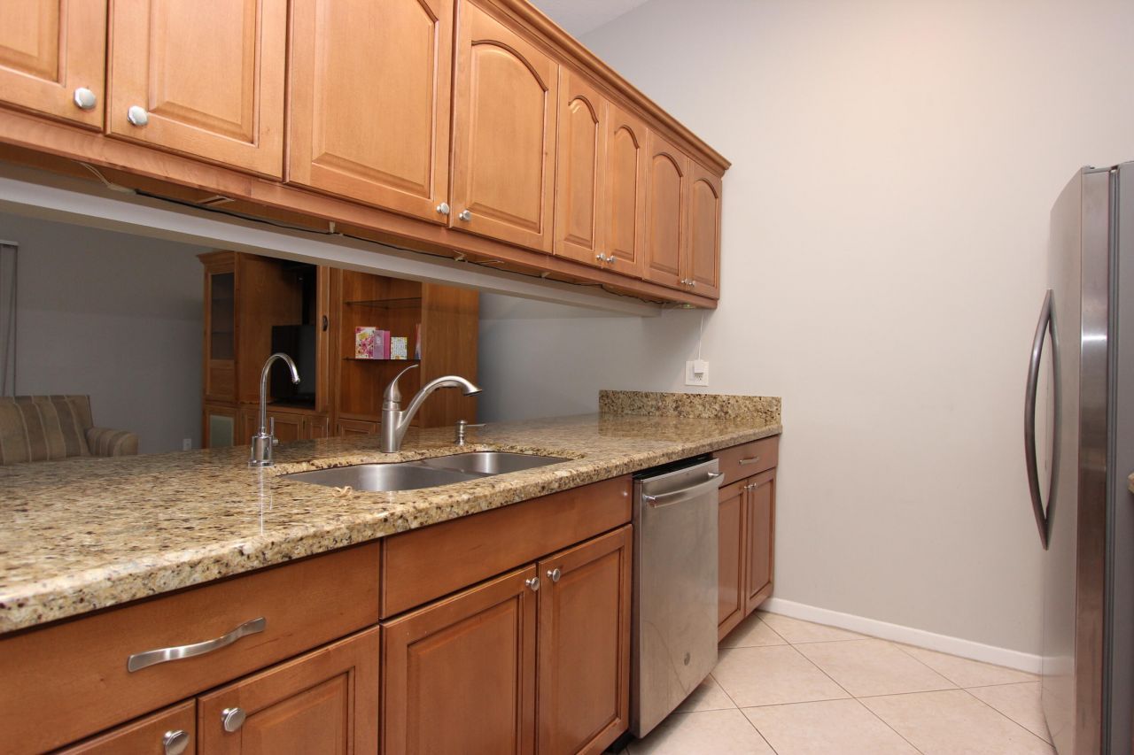 61 Mayfair Lane, Boynton Beach, FL 33426 Photo