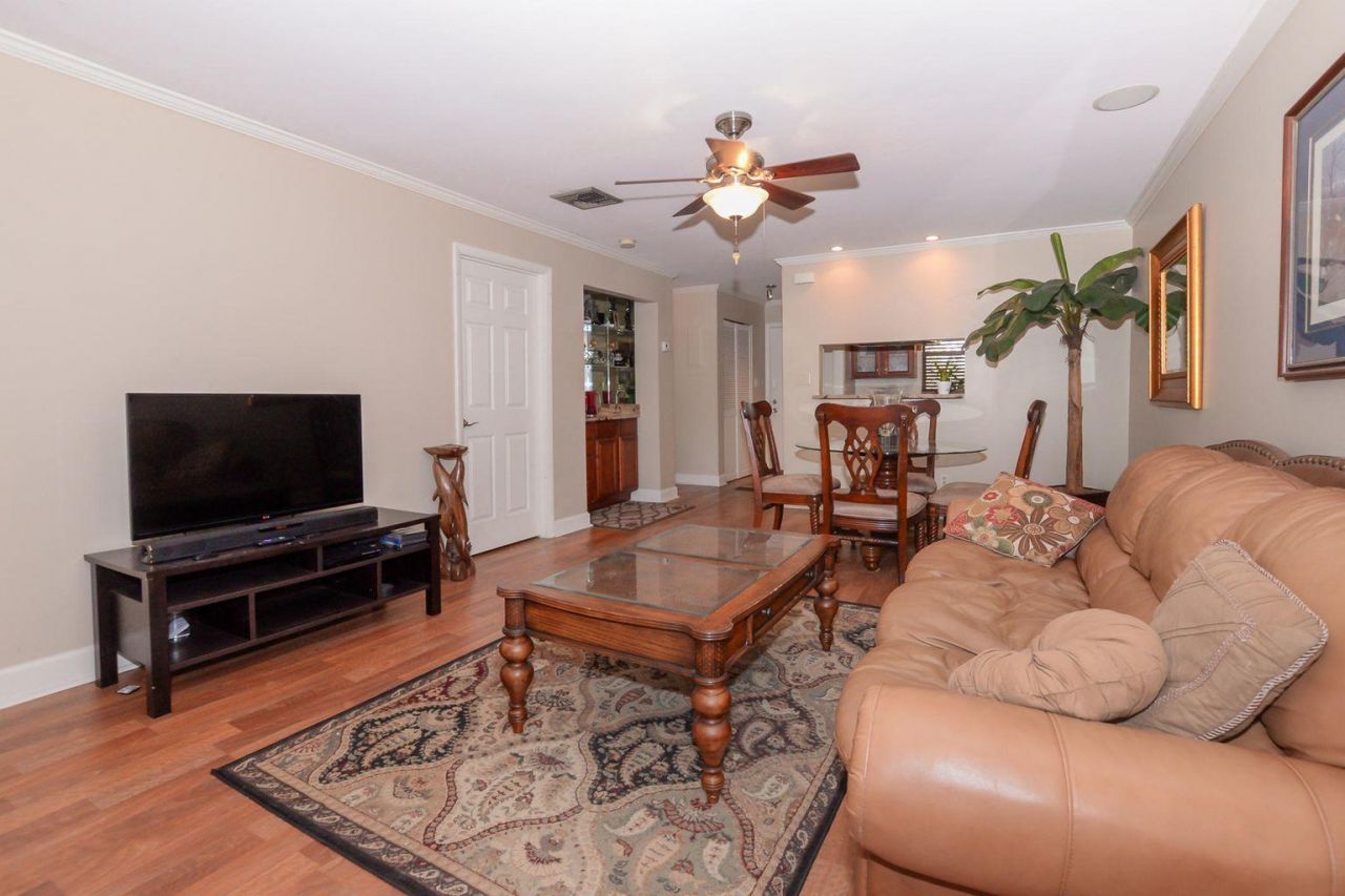 2050 Oleander Boulevard, Unit 2202, Fort Pierce, FL 34950 Photo