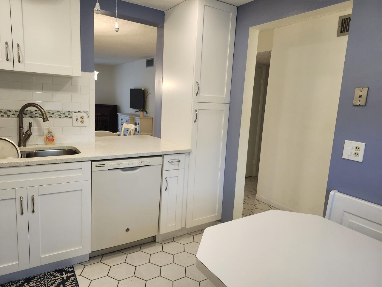 330 NE 26th Avenue, Unit 212, Boynton Beach, FL 33435 Photo