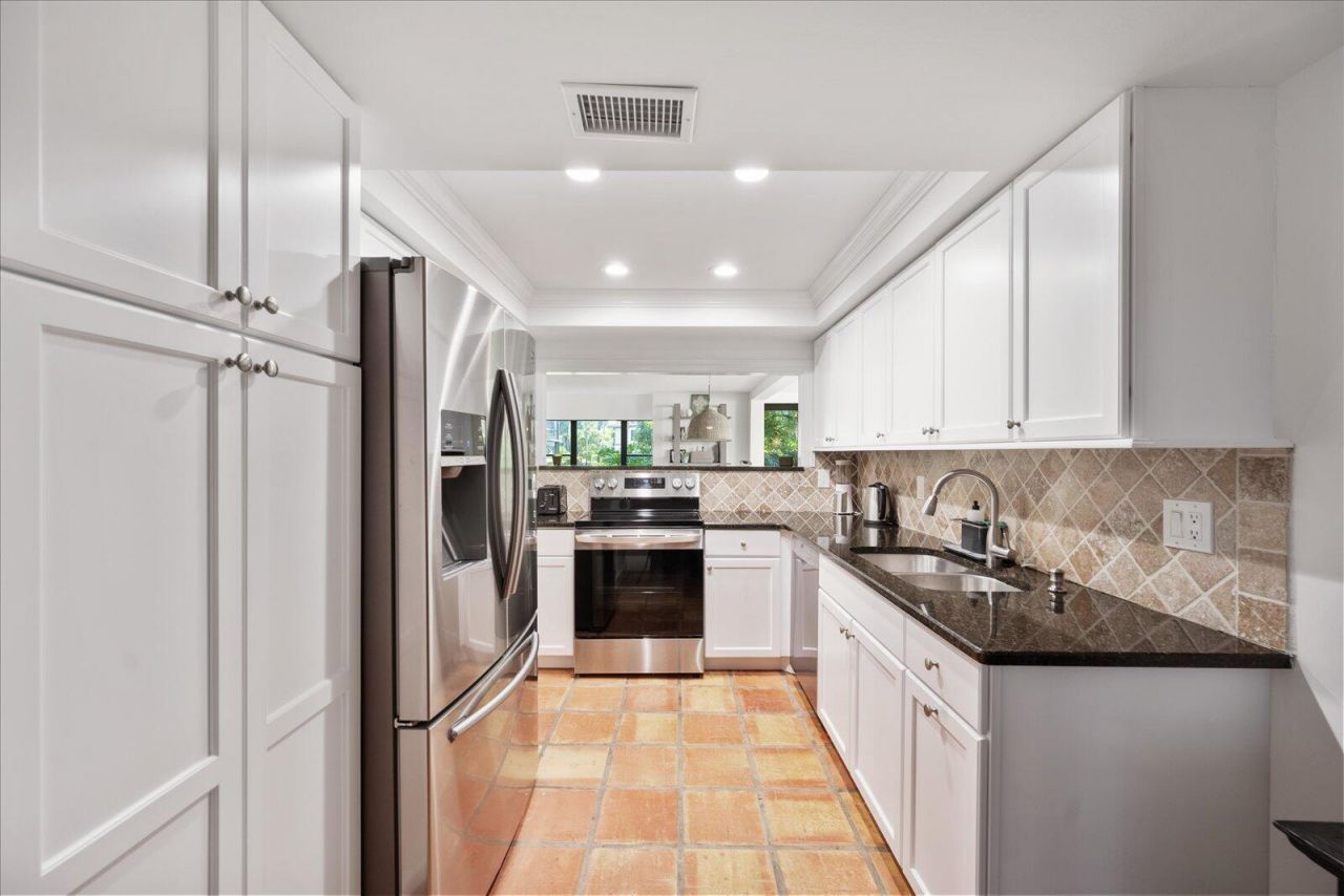 13307 Polo Club Road, Unit C106, Wellington, FL 33414 Photo