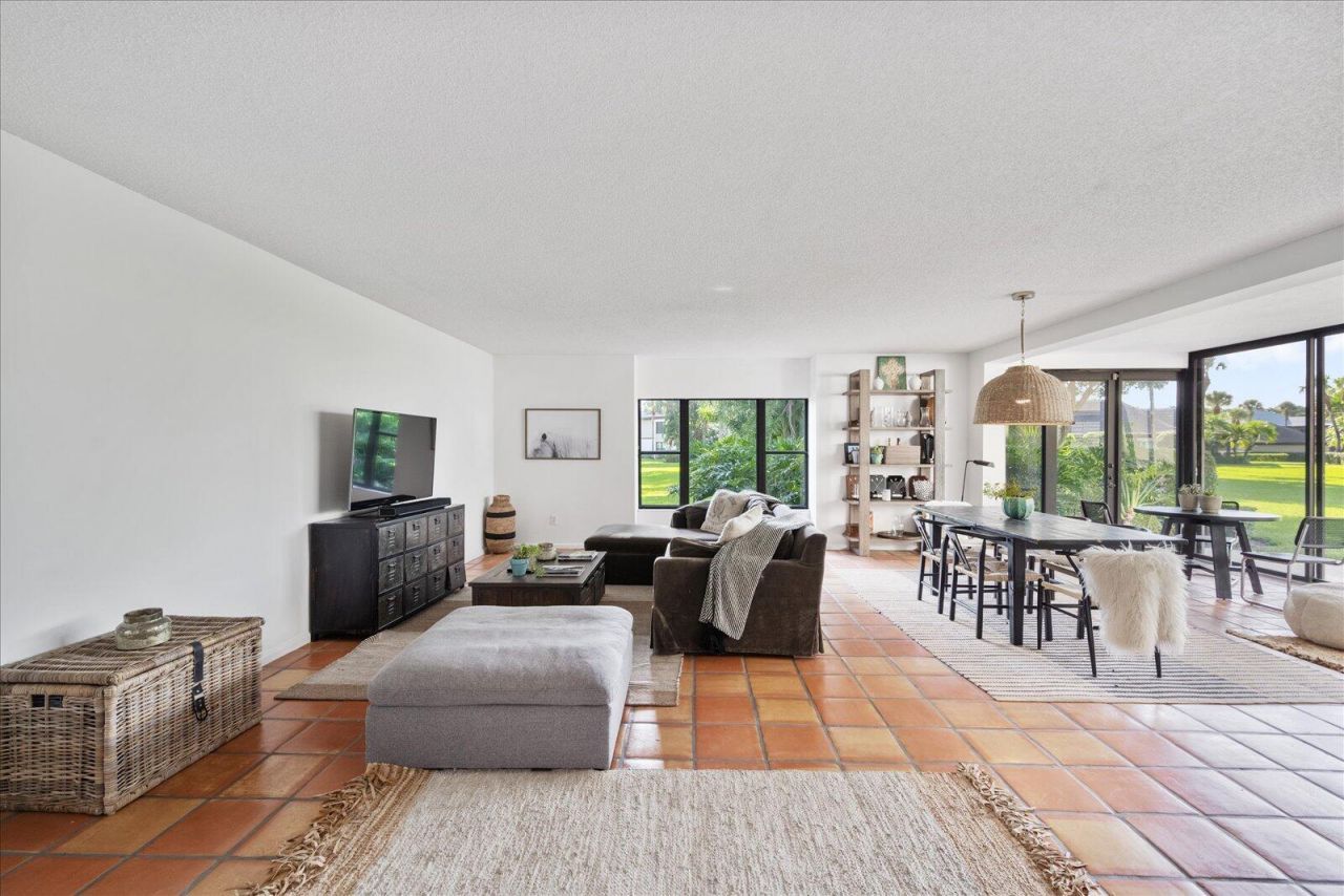 13307 Polo Club Road, Unit C106, Wellington, FL 33414 Photo