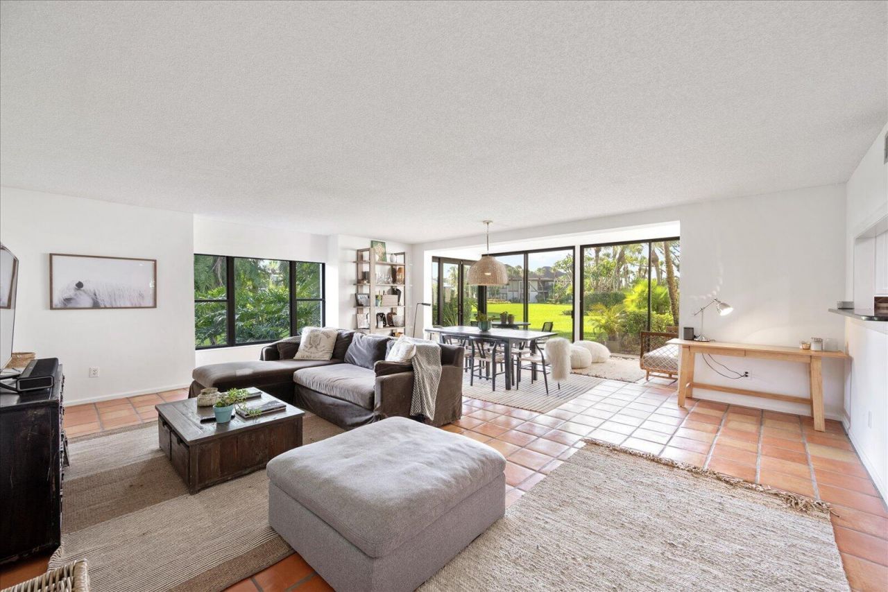 13307 Polo Club Road, Unit C106, Wellington, FL 33414 Photo