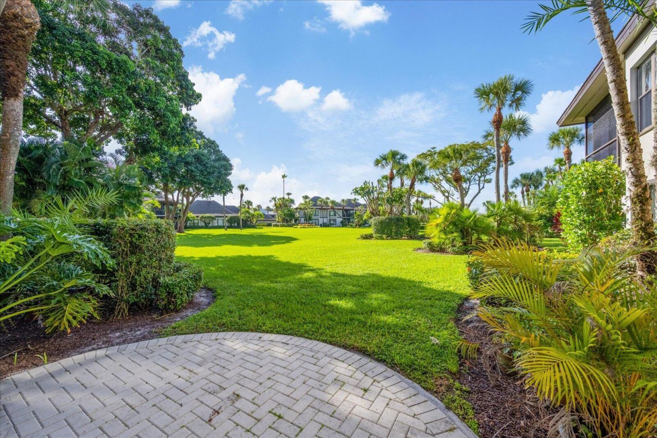 13307 Polo Club Road, Unit C106, Wellington, FL 33414 Photo