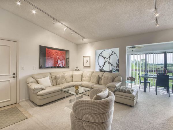 1111 Duncan Circle, Unit 203, Palm Beach Gardens, FL 33418
