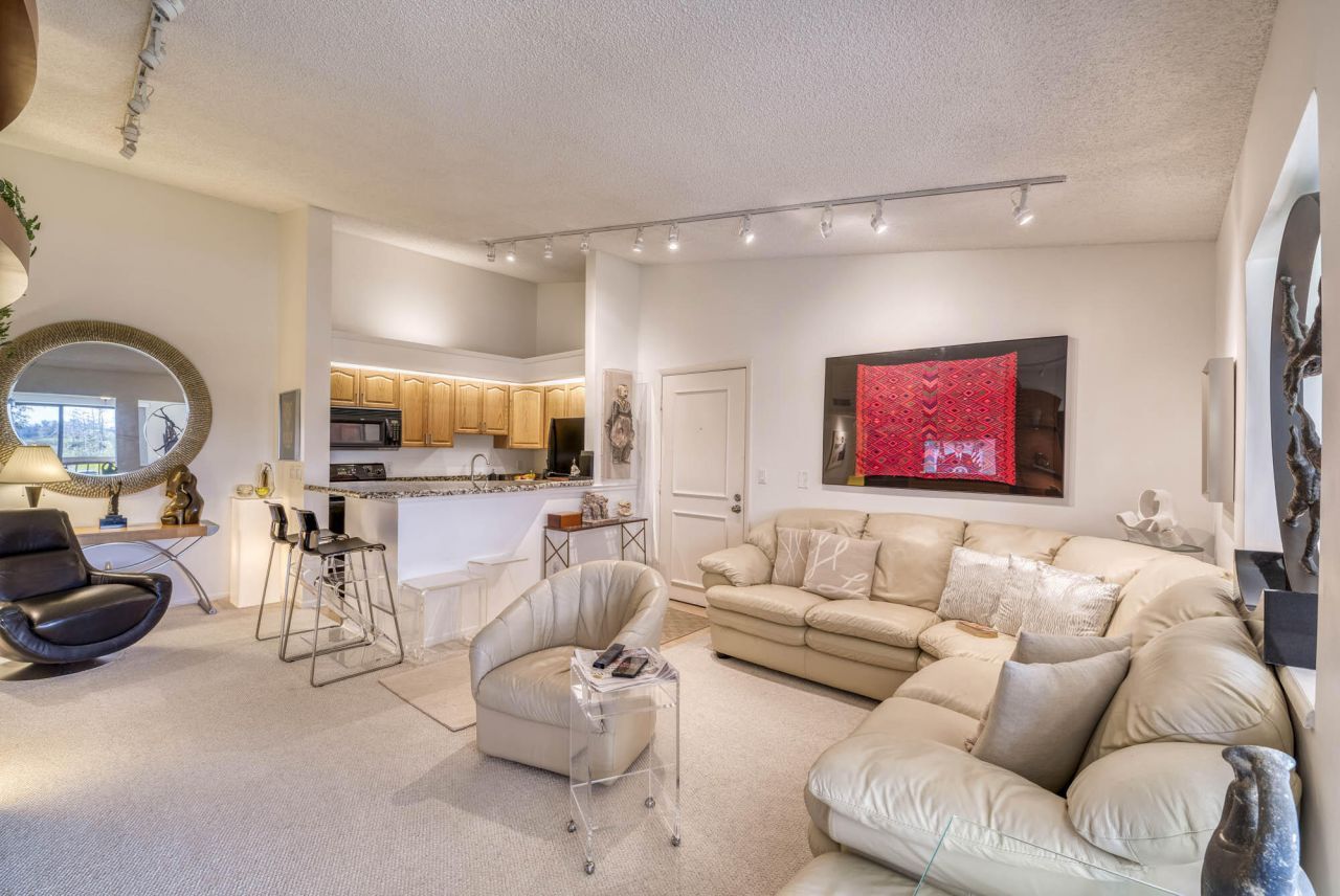 1111 Duncan Circle, Unit 203, Palm Beach Gardens, FL 33418 Photo