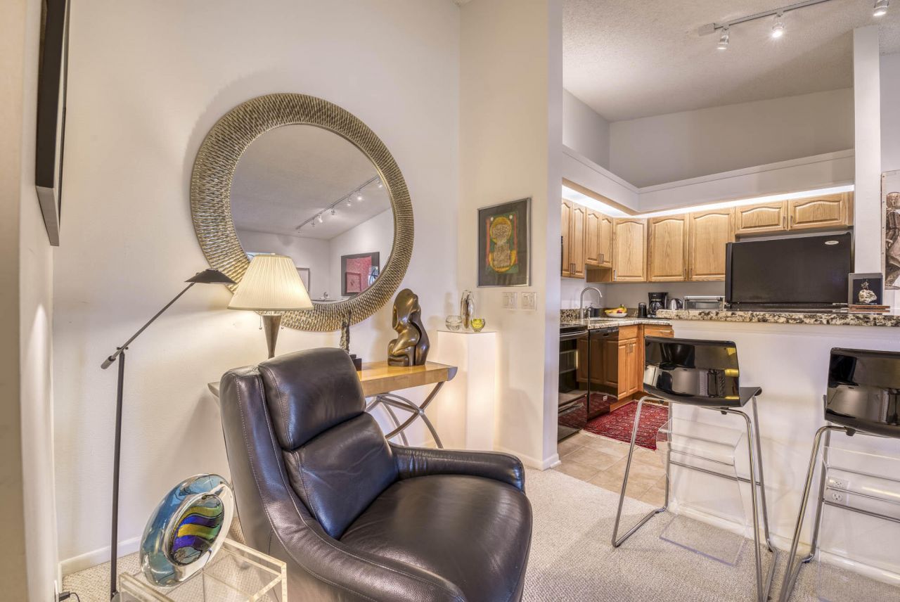 1111 Duncan Circle, Unit 203, Palm Beach Gardens, FL 33418 Photo