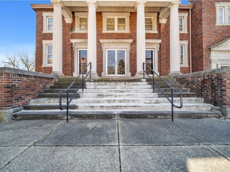 803 Wooster Road N, Barberton, OH 44203 Photo 10