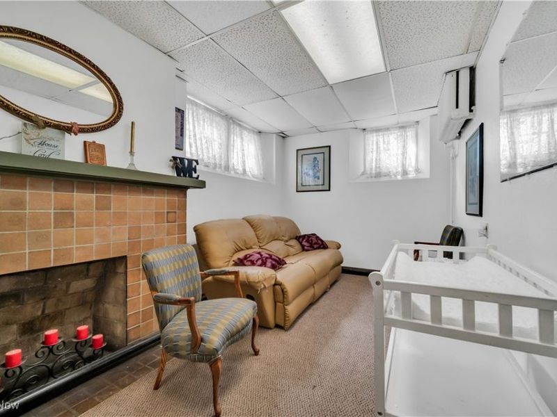 803 Wooster Road N, Barberton, OH 44203 Photo 13