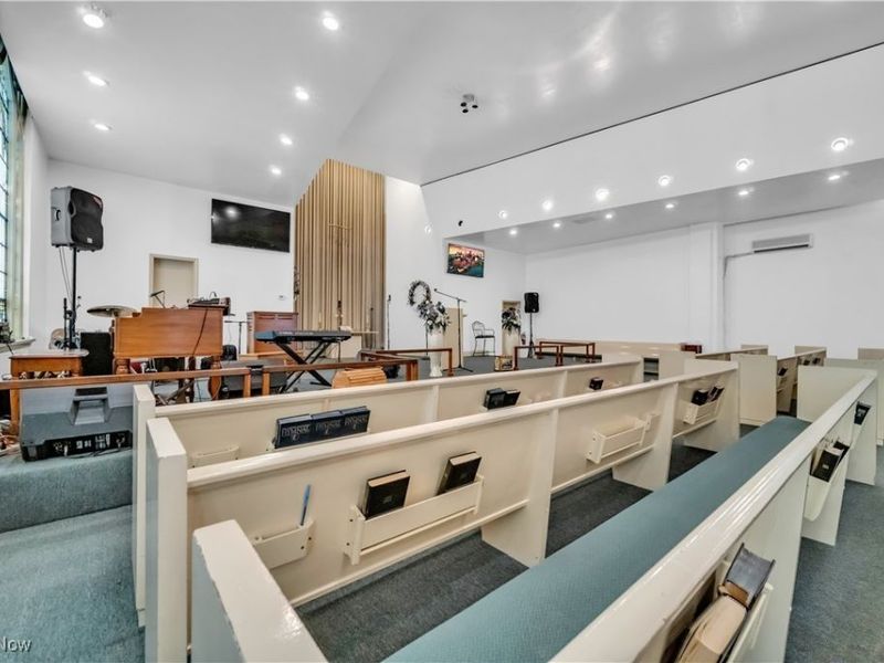 803 Wooster Road N, Barberton, OH 44203 Photo 24