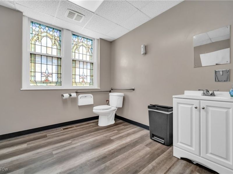 803 Wooster Road N, Barberton, OH 44203 Photo 30