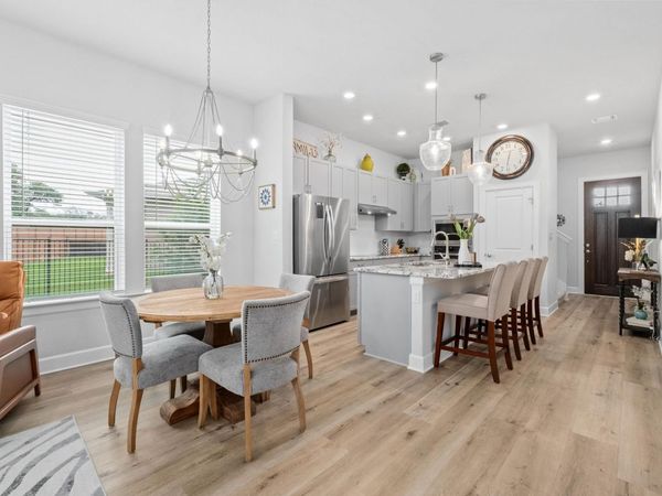 144 Monterey Oak TRL, Georgetown, TX 78628