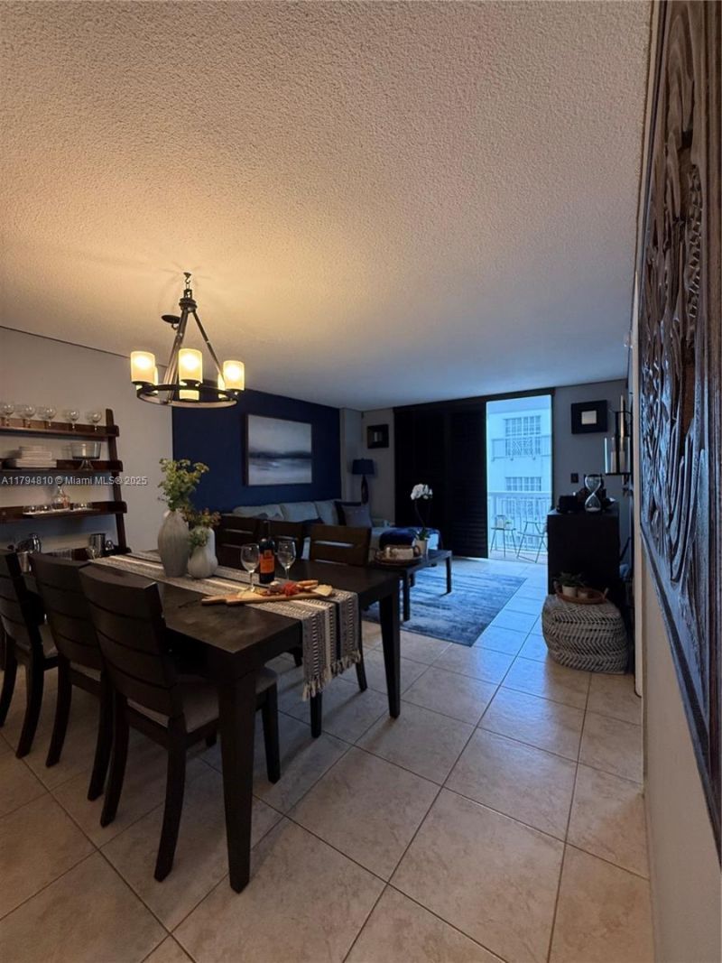 401 Ocean Dr, Unit 324, Miami Beach, FL 33139 Photo