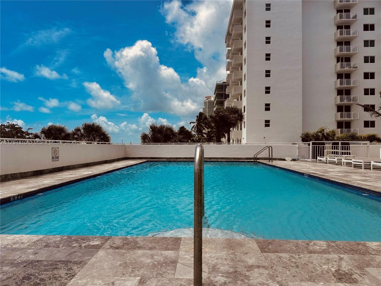 401 Ocean Dr, Unit 324, Miami Beach, FL 33139 Photo