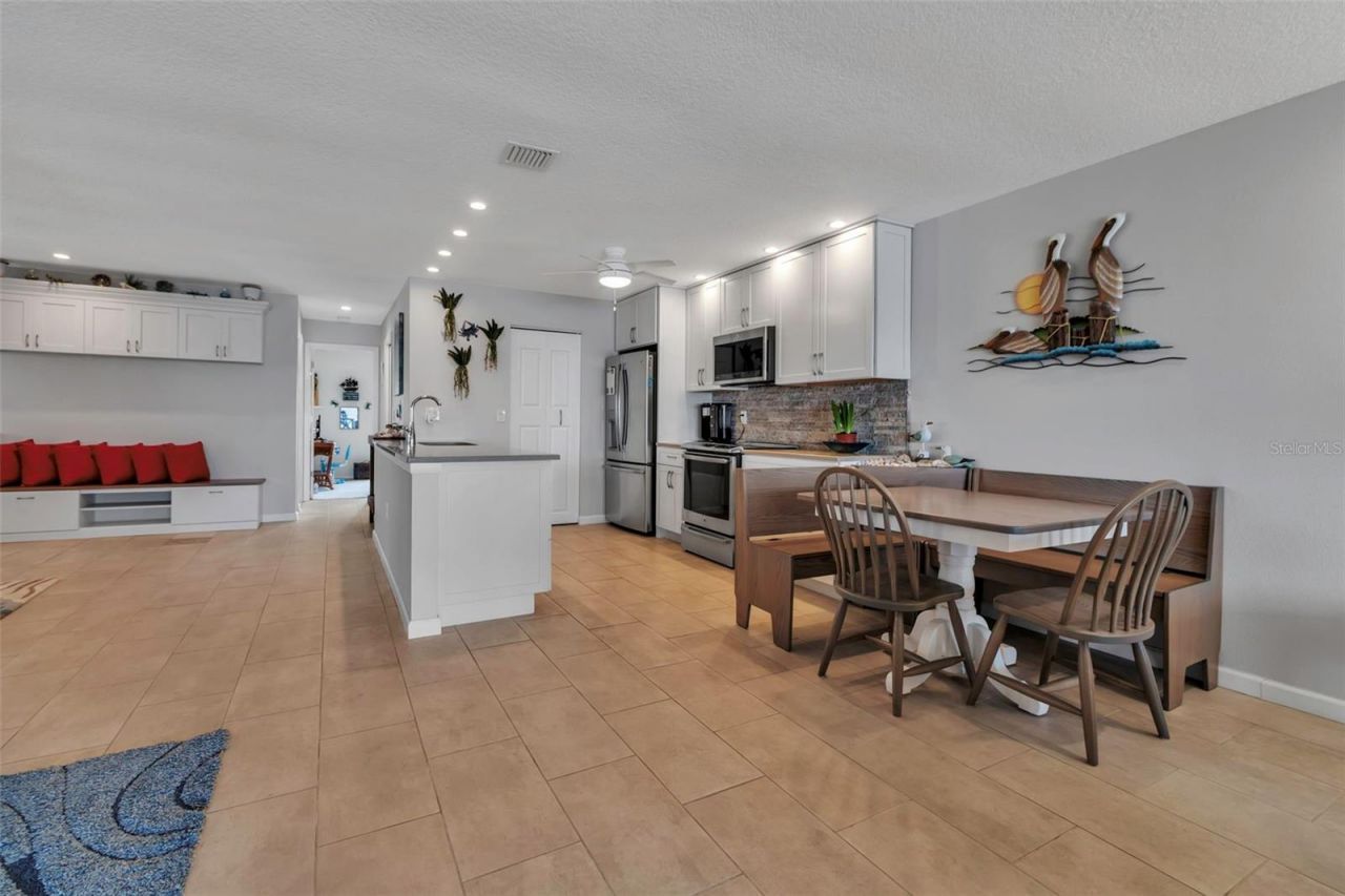 3420 Wild Oak Bay Boulevard, Unit 120, Bradenton, FL 34210 Photo