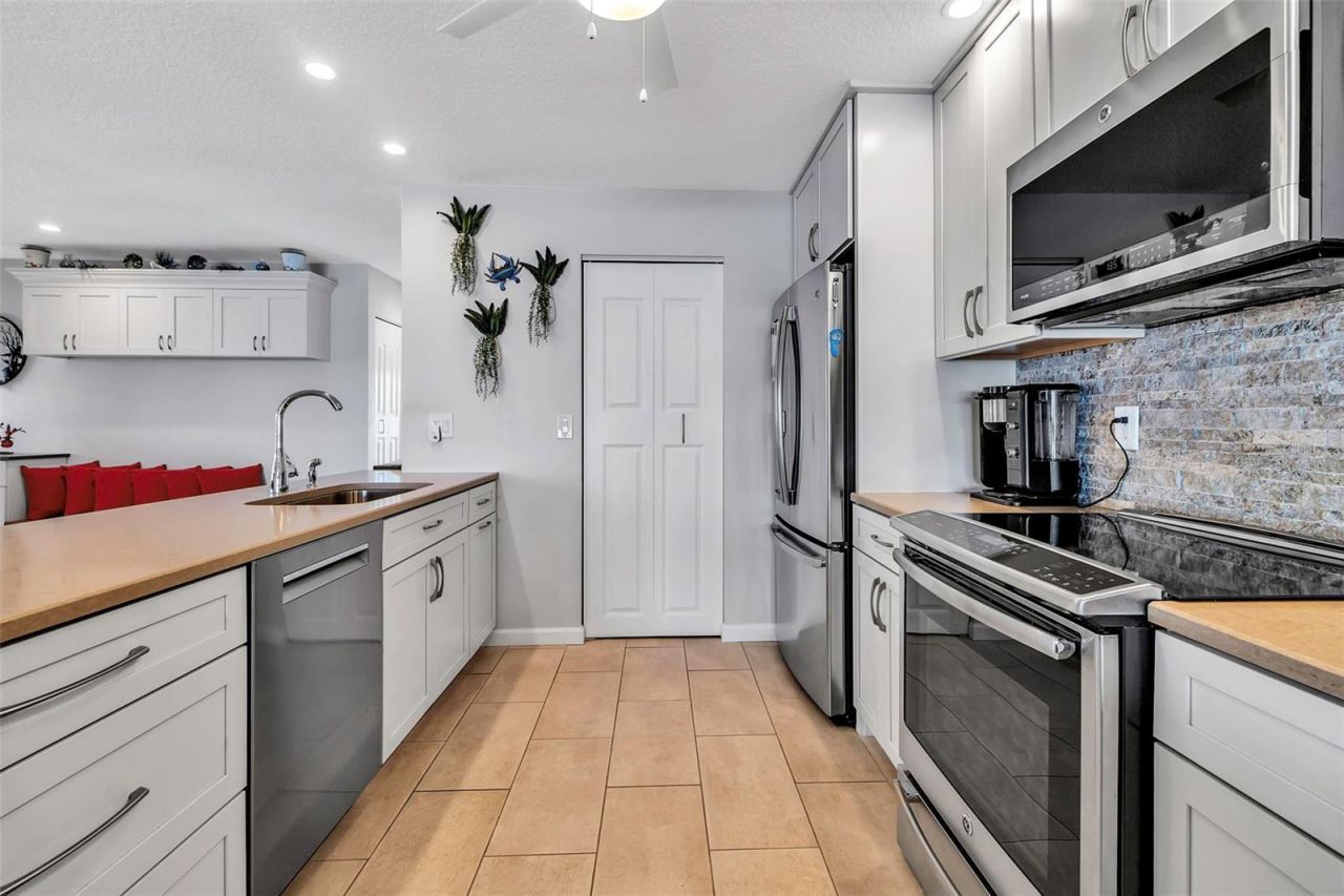 3420 Wild Oak Bay Boulevard, Unit 120, Bradenton, FL 34210 Photo