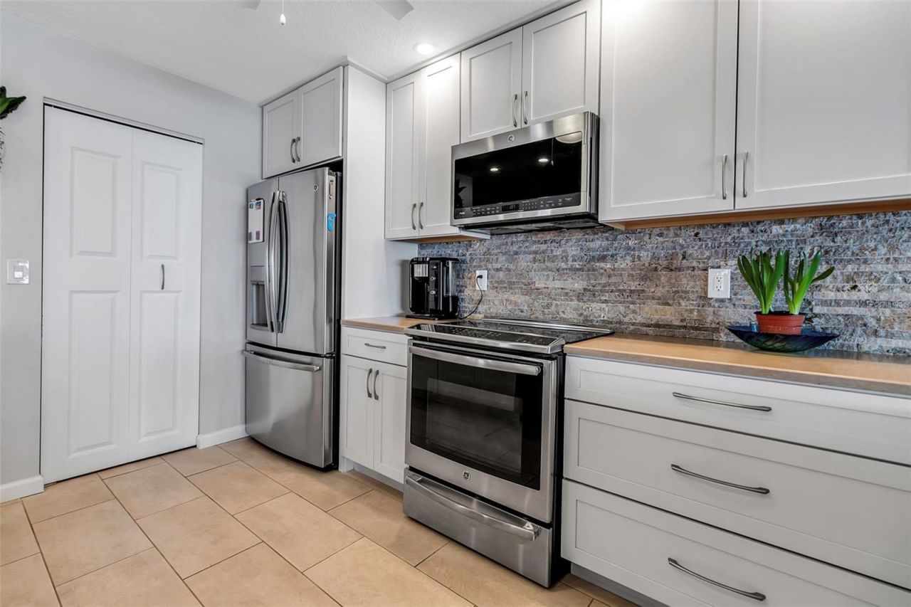 3420 Wild Oak Bay Boulevard, Unit 120, Bradenton, FL 34210 Photo