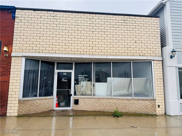 916 Broadway, Lorain, OH 44052