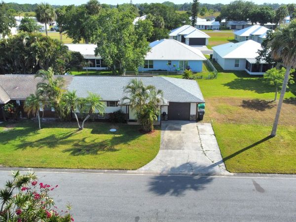 5101 SE 44 Street, Okeechobee, FL 34974