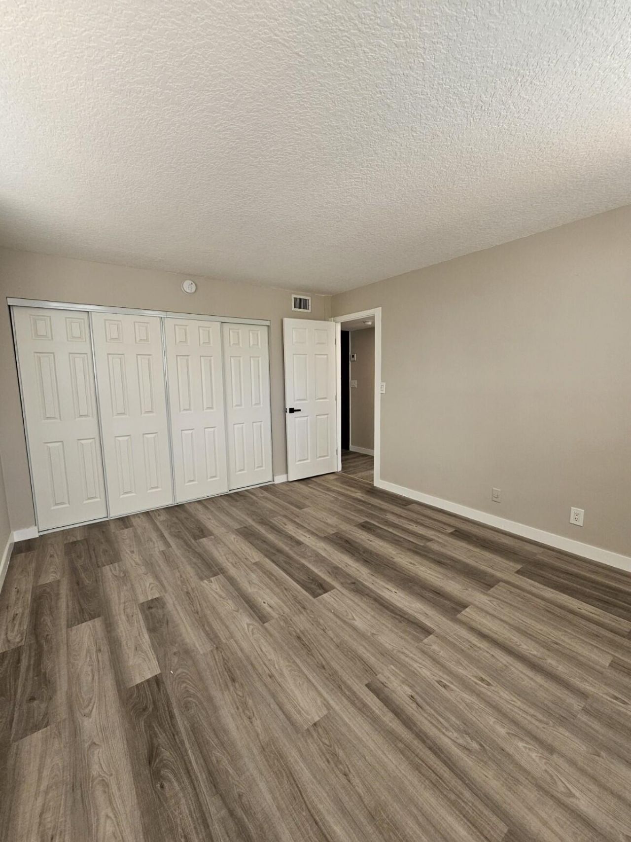 1850 N Congress Avenue, Unit 305, West Palm Beach, FL 33401 Photo