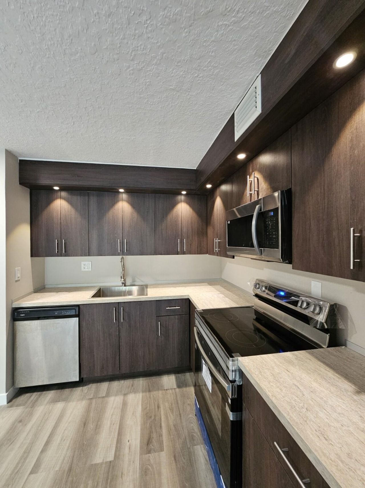 1850 N Congress Avenue, Unit 305, West Palm Beach, FL 33401 Photo