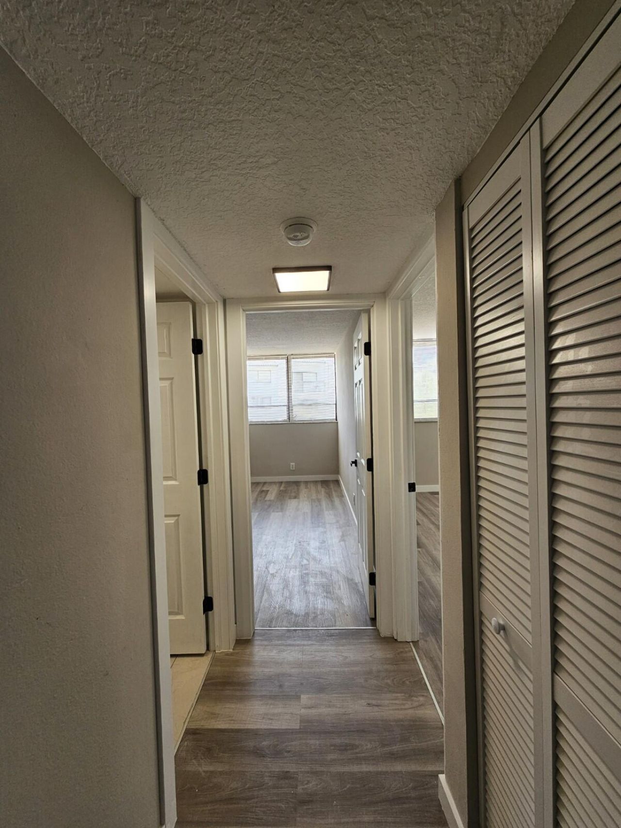 1850 N Congress Avenue, Unit 305, West Palm Beach, FL 33401 Photo