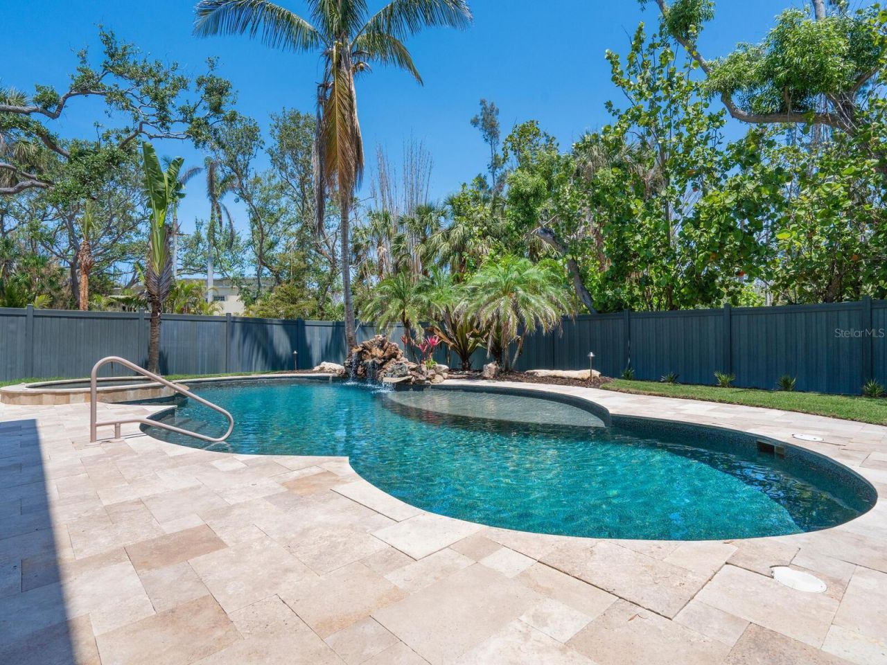 7333 Point Of Rocks Road, Sarasota, FL 34242 Photo