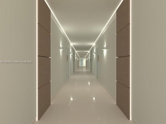 345 Ocean Dr, Unit 904, Miami Beach, FL 33139 Photo