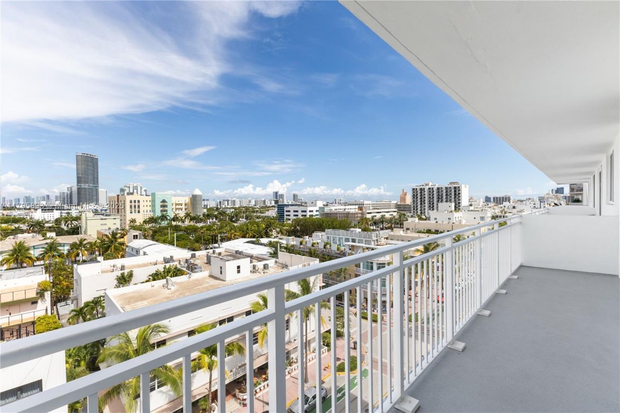 345 Ocean Dr, Unit 904, Miami Beach, FL 33139 Photo