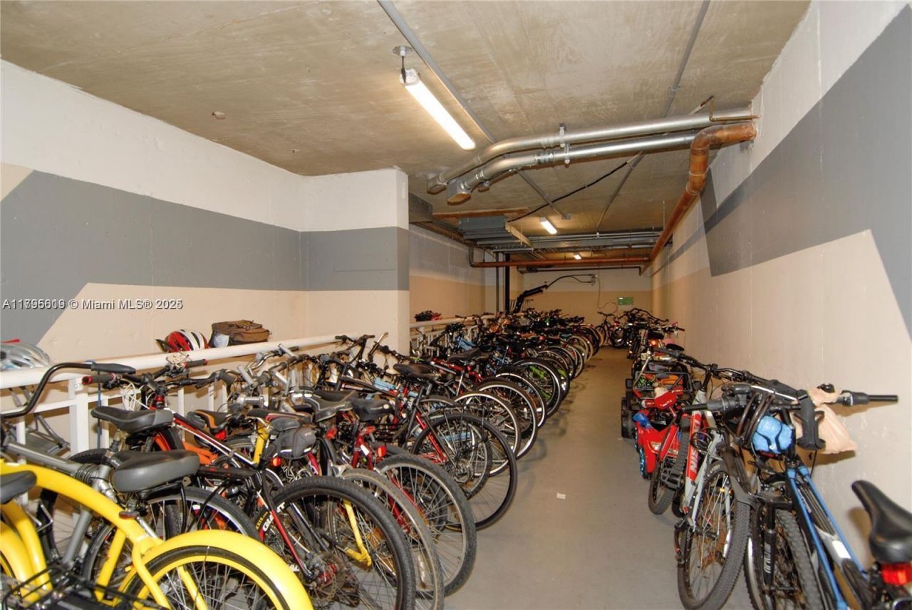 2701 N Ocean Blvd, Unit 15E, Fort Lauderdale, FL 33308 Photo