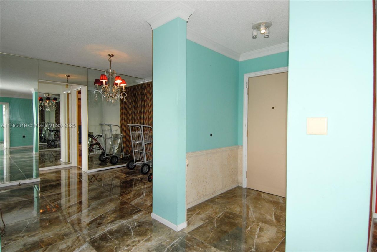 2701 N Ocean Blvd, Unit 15E, Fort Lauderdale, FL 33308 Photo