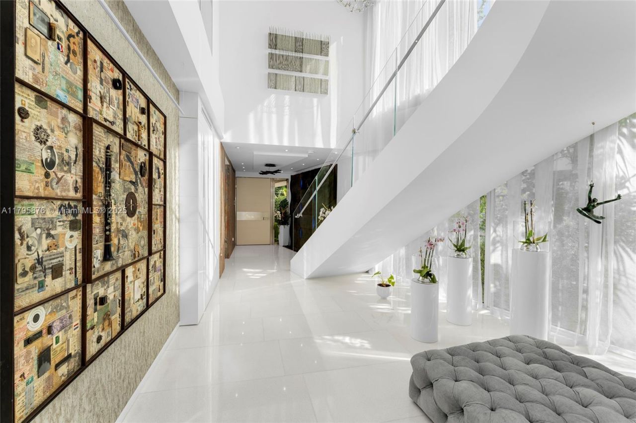 441 N Hibiscus Dr, Miami Beach, FL 33139 Photo